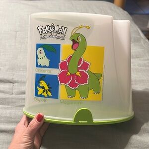 Tupperware Pokemon 2000 Cereal‎ Container